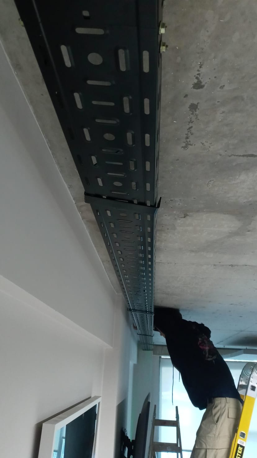 Infraestructura física para cableado estructurado en productora audiovisual